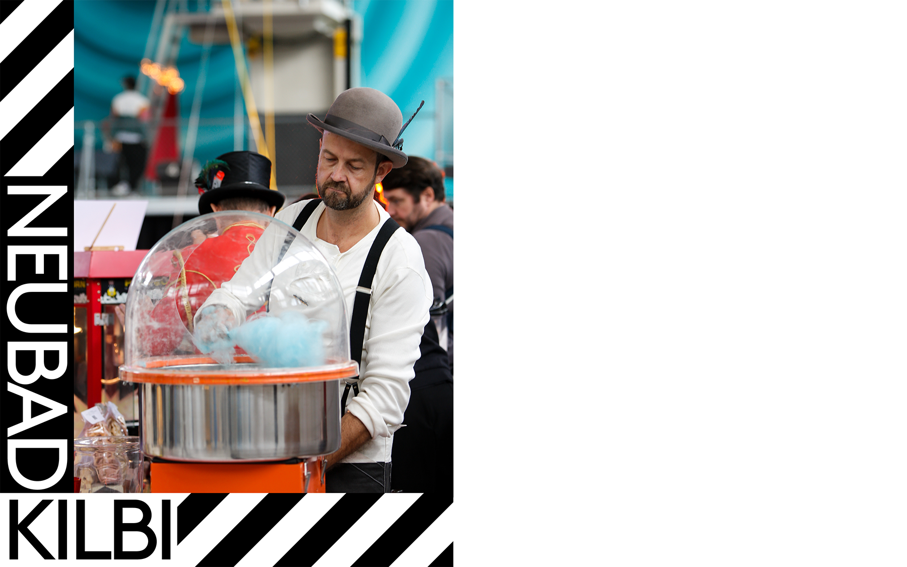 Ein mann an einer Zuckerwattenmaschine